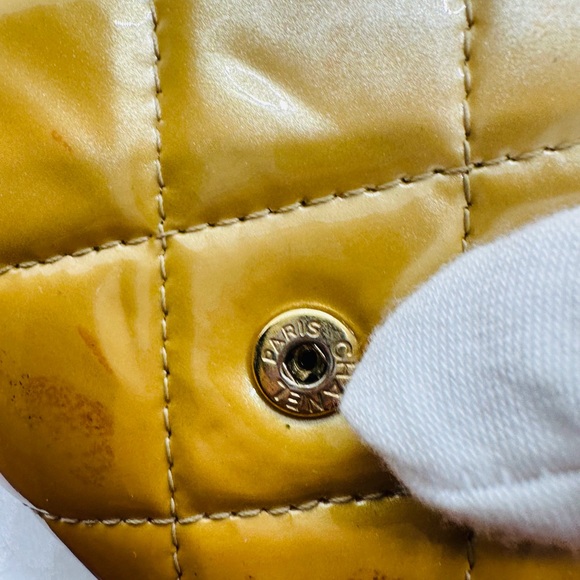 Chanel quilted Classic Flap Wallet - Picture 4 of 13